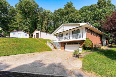 105 Jaynes Drive Fairmont WV 26554