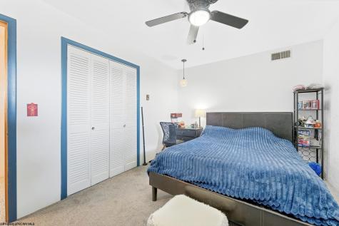 105 Jaynes Drive Fairmont WV 26554