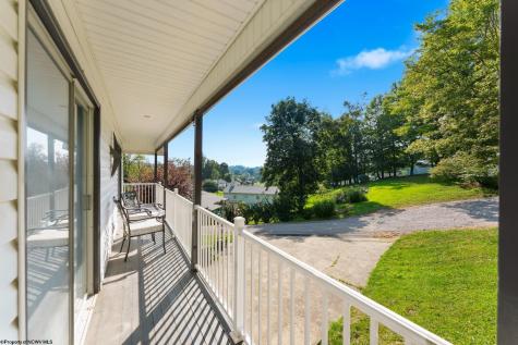 105 Jaynes Drive Fairmont WV 26554