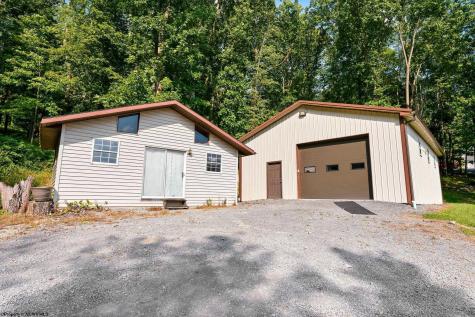105 Jaynes Drive Fairmont WV 26554