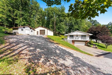 105 Jaynes Drive Fairmont WV 26554