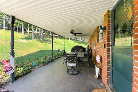 105 Jaynes Drive Fairmont WV 26554