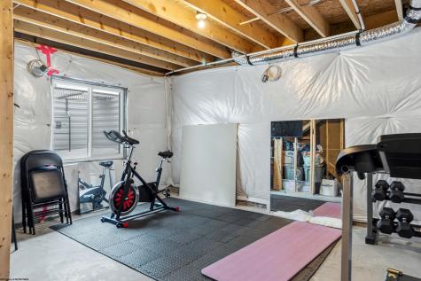 234 Falling Water Lane Morgantown WV 26508