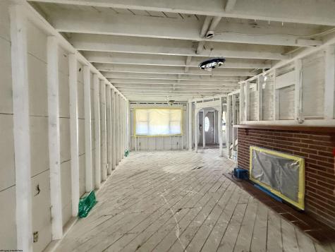 211 Mcgraw Avenue Grafton WV 24701