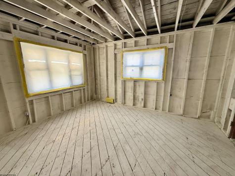 211 Mcgraw Avenue Grafton WV 24701