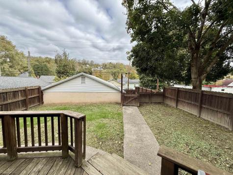 211 Mcgraw Avenue Grafton WV 24701