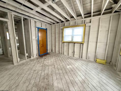 211 Mcgraw Avenue Grafton WV 24701