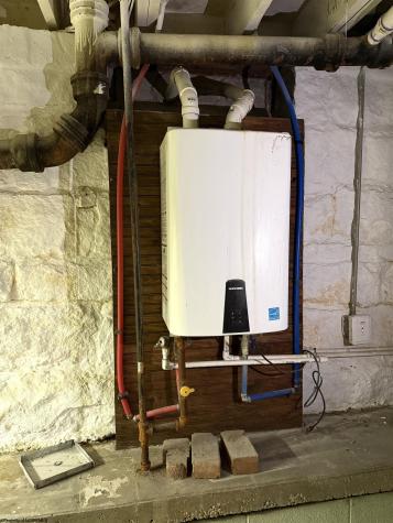 211 Mcgraw Avenue Grafton WV 24701