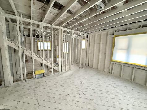 211 Mcgraw Avenue Grafton WV 24701