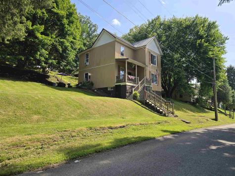 498 Gay Street Grafton WV 26354