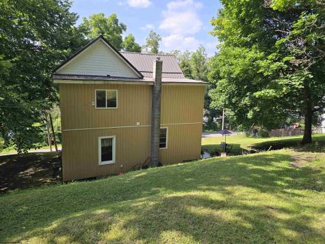 498 Gay Street Grafton WV 26354