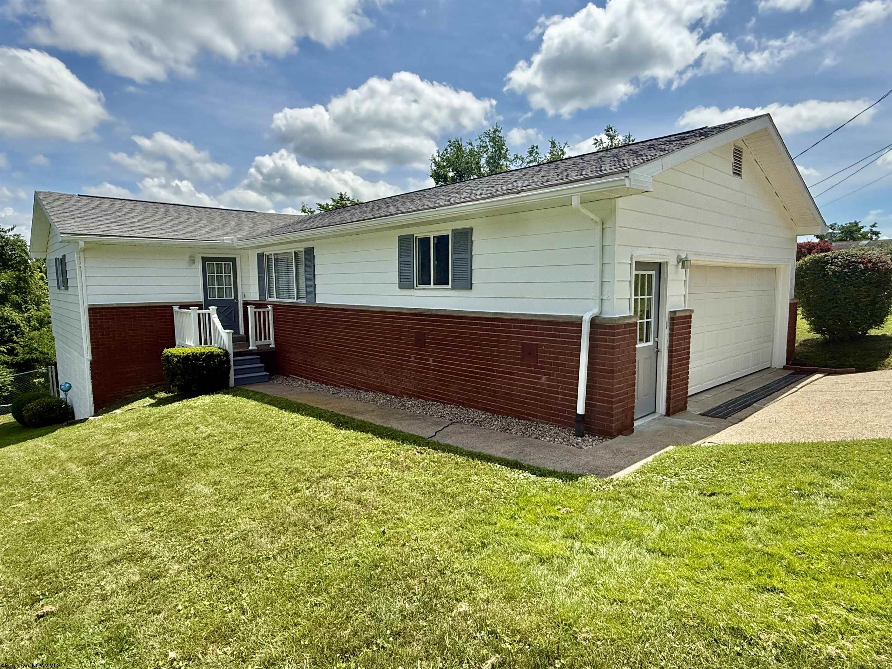 1814 Lafayette Circle Fairmont WV 26554