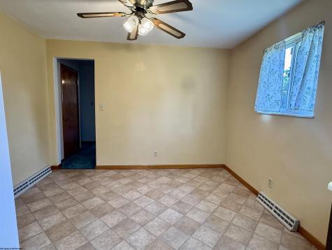 1814 Lafayette Circle Fairmont WV 26554