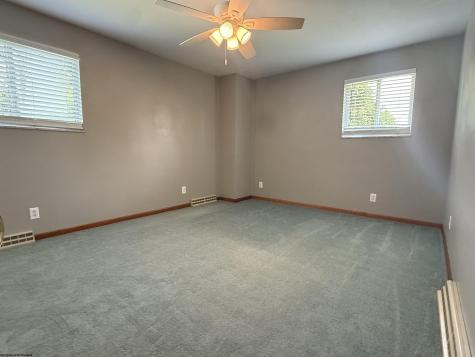1814 Lafayette Circle Fairmont WV 26554