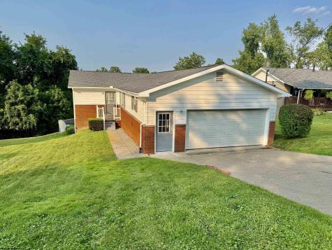1814 Lafayette Circle Fairmont WV 26554
