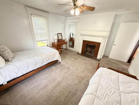 605 Jones Avenue Morgantown WV 26505
