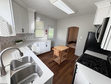 605 Jones Avenue Morgantown WV 26505