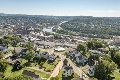605 Jones Avenue Morgantown WV 26505