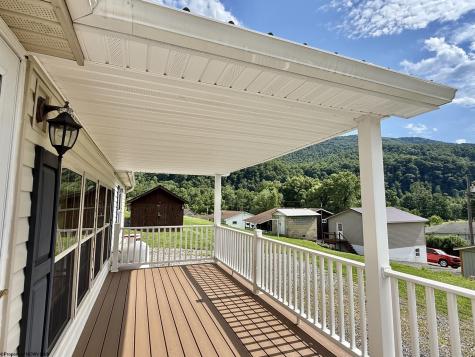 44 Fifth Street Hendricks WV 26271