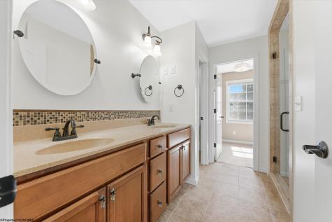 8 Cardiff Drive Morgantown WV 26508-0000