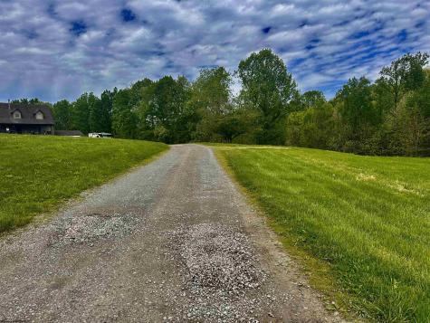12194 Route 20 South Road Rock Cave WV 26234