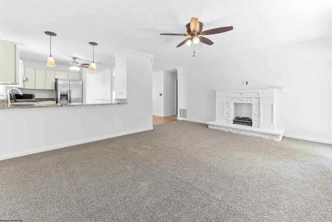 2062 Pinecrest Drive Morgantown WV 26505