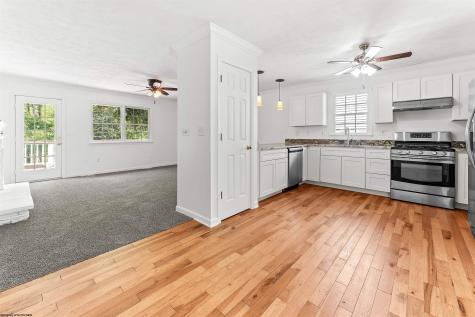 2062 Pinecrest Drive Morgantown WV 26505