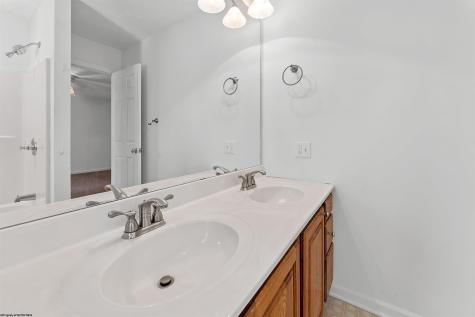 2062 Pinecrest Drive Morgantown WV 26505