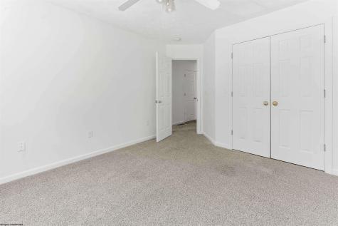 2062 Pinecrest Drive Morgantown WV 26505
