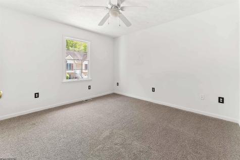 2062 Pinecrest Drive Morgantown WV 26505