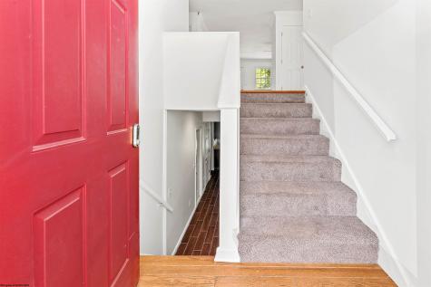 2062 Pinecrest Drive Morgantown WV 26505
