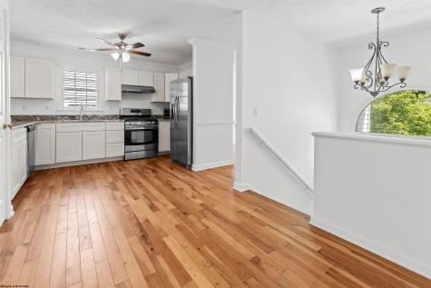 2062 Pinecrest Drive Morgantown WV 26505