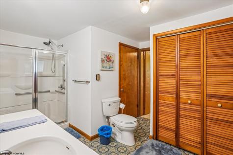 28 Crestview Drive Hambleton WV 26269