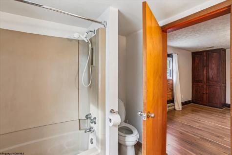 28 Crestview Drive Hambleton WV 26269