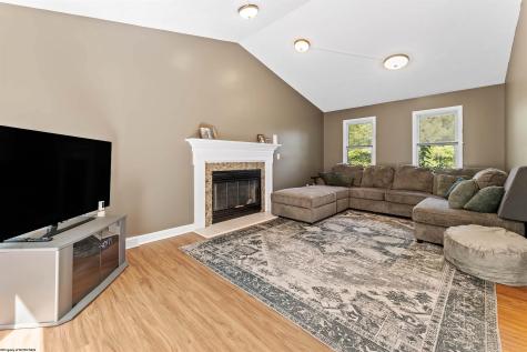 1014 Deerwood Drive Morgantown WV 26508