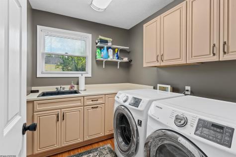 1014 Deerwood Drive Morgantown WV 26508