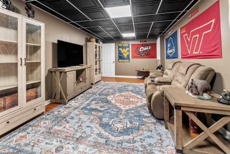 1014 Deerwood Drive Morgantown WV 26508