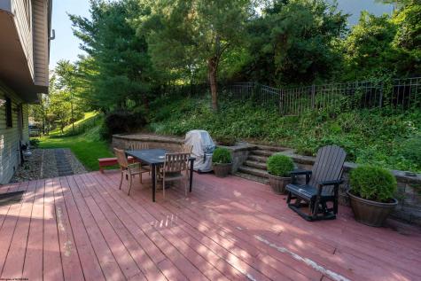 1014 Deerwood Drive Morgantown WV 26508