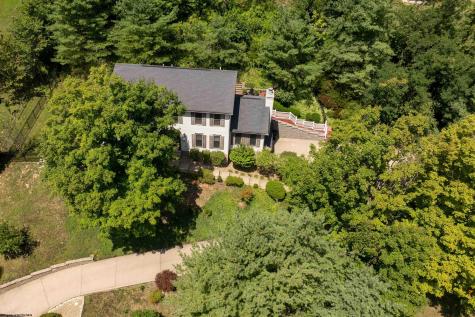 1014 Deerwood Drive Morgantown WV 26508