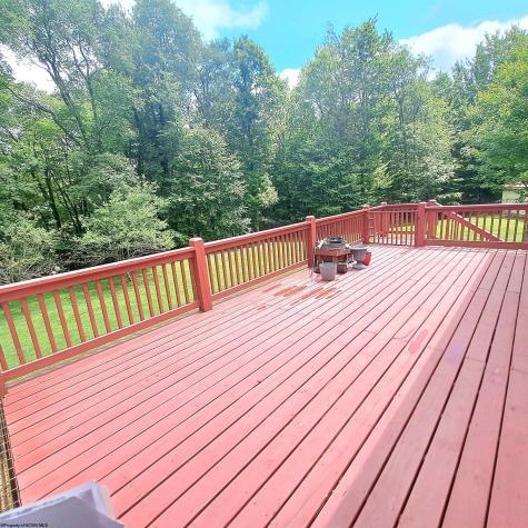 182 Hill Circle Terra Alta WV 26764