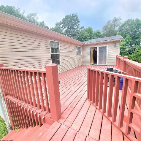 182 Hill Circle Terra Alta WV 26764