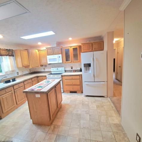 182 Hill Circle Terra Alta WV 26764
