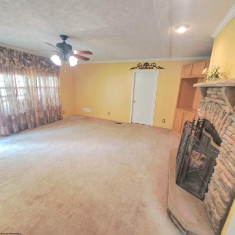 182 Hill Circle Terra Alta WV 26764