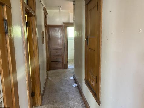 136 Milford Street Clarksburg WV 26301