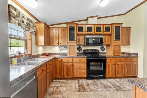 1163 Summers School Road Morgantown WV 26508
