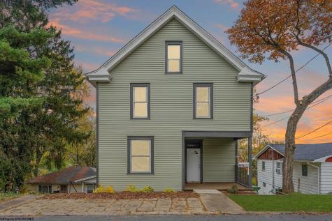 824 Louise Avenue Morgantown WV 26505