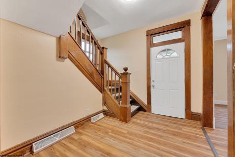 824 Louise Avenue Morgantown WV 26505