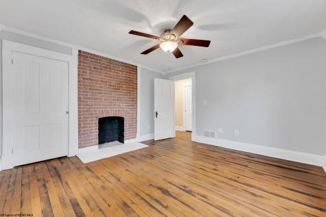 824 Louise Avenue Morgantown WV 26505