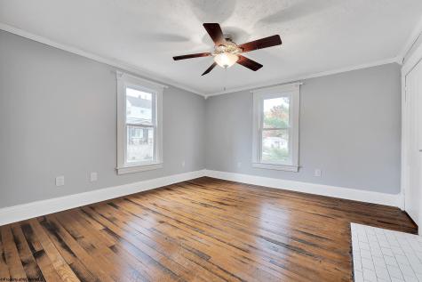 824 Louise Avenue Morgantown WV 26505
