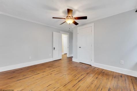824 Louise Avenue Morgantown WV 26505